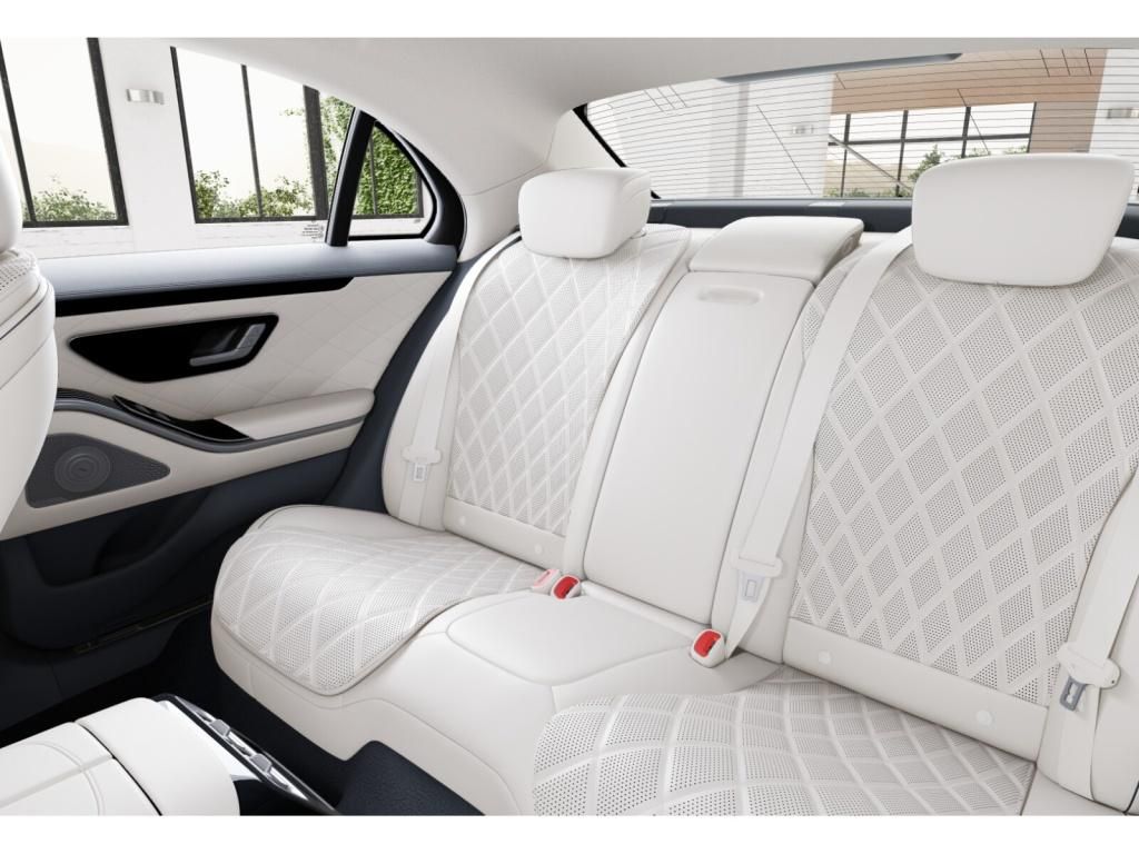 Mercedes S 580e 4MATIC AMG LONG | předváděcí auto skladem | bílá s béžovou kůží | maximální výbava | sleva | výprodej skladu | nákup online | auto eshop AUTOiBUY.com